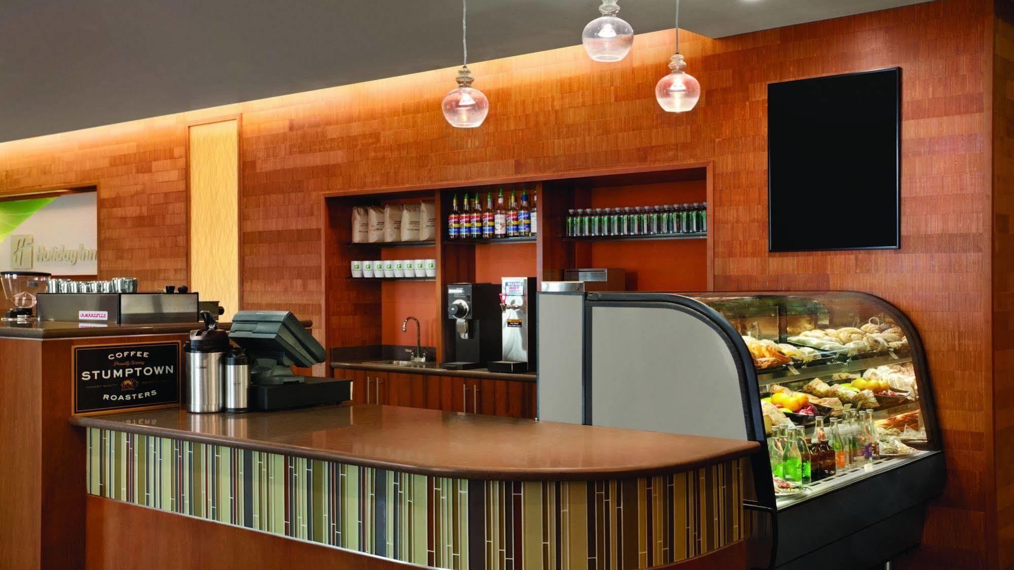 Holiday Inn Portland-Airport I-205 By Ihg Buitenkant foto